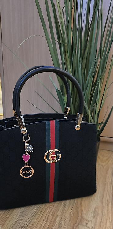 Modni rančevi: GUESS LOUISS VUITTON MICHAEL KORS. Elegantne damske torbe – crna — 14
