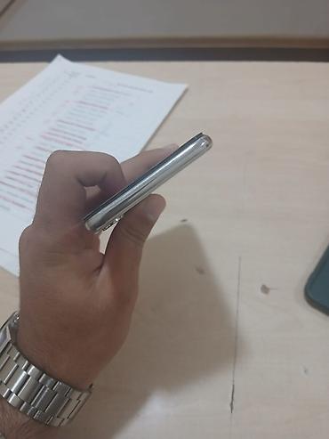 ucuz ve keyfiyyetli telefonlar: IPhone X, Gümüşü, Face ID — 7