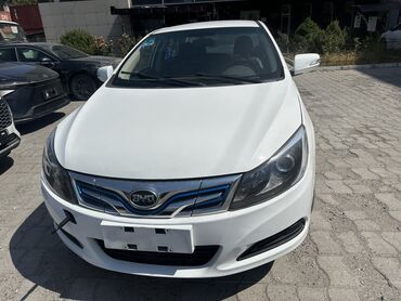 тесла модел: Продаю свжепригнаный BYD e5 2019-года