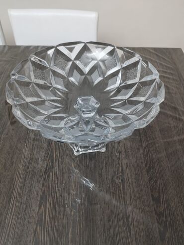 Meyvə qabları: Madonna.Şüşə/qədih materialından 2 ədəd ayaqlı meyvə və desert qabı — 8