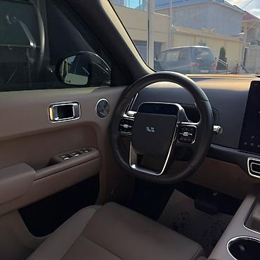 nardo grey: Lixiang L9: 2025 г., 1.5 л, Автомат, Гибрид, Внедорожник — 5