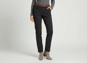 buty z piórami zara: Spodnie materiałowe damskie, rozmiar L