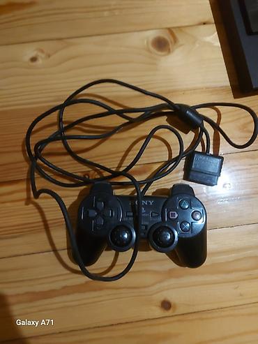 Видеоигры и приставки: Salam.Her bir seyi islekdir.Qiymetde razilasmaq olar. PlayStation 2 — 3