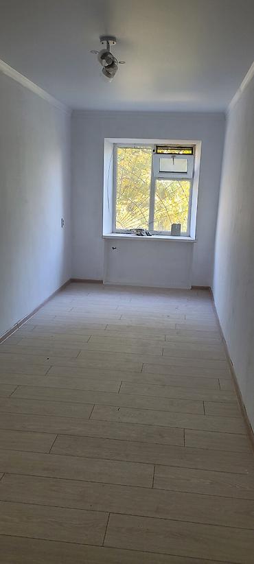старый квартира: 3 комнаты, 53 м², 1 этаж, Косметический ремонт — 1