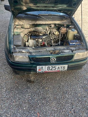 Volkswagen Polo: 1996 г., Бензин, Седан