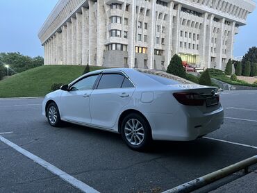 Toyota: Toyota Camry: 2013 г., 2 л, Автомат, Бензин, Седан