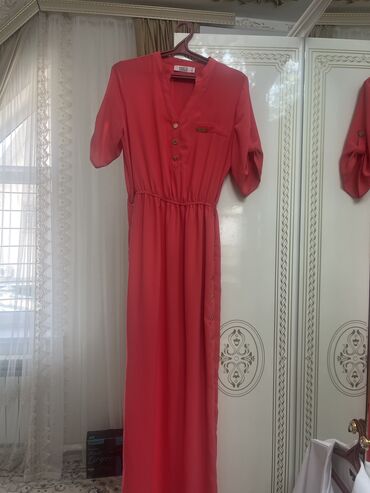 розовое платье с: Вечернее платье, А-силуэт, Длинная модель, С рукавами, M (EU 38)