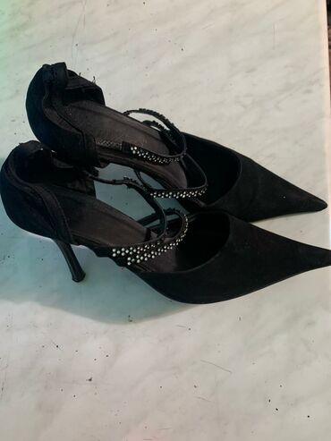 женская обувь новое: Туфли 38, цвет - Черный