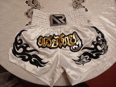 usaq ucun boks elcekleri: Kickboxing Muay thai Şortu ANOTHERBOXER markası 1 dəfə geyinilib