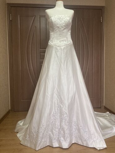 Свадебные платья: Свадебное платье, Со шлейфом, Атлас, Б/у — 8