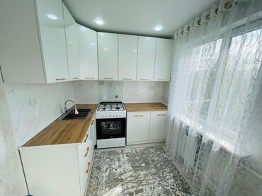 меняю доплатой мне: 3 комнаты, 64 м², 104 серия, 4 этаж, Дизайнерский ремонт