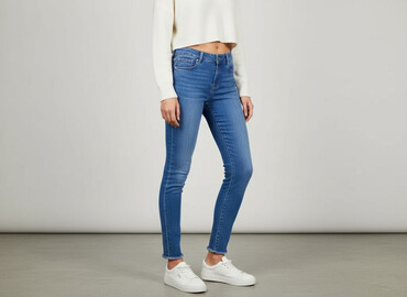 bluzki stradivarius: Stradivarius, Jeans for women, size XS