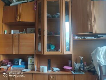 двухъярусная кровать со столом и шкафом внизу: Шифоньер, Б/у, Прямой, цвет - Коричневый, Без зеркала, ЛДСП