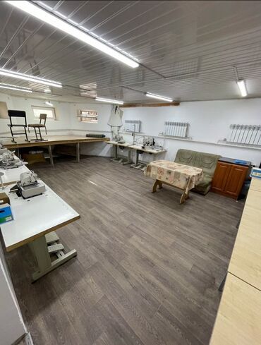 Цеха, заводы, фабрики: Сдается швейный цех . Со всем необходимым обороудованием . Р-н Пишпек — 3