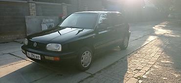 transporter multivan: Volkswagen Golf: 1995 г., 1.6 л, Механика, Бензин, Хэтчбэк — 1