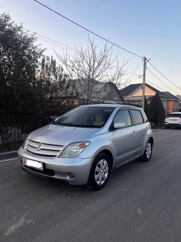 Toyota: Toyota ist: 2003 г., 1.3 л, Автомат, Бензин, Хэтчбэк — 7