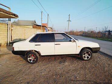 VAZ (LADA): VAZ (LADA) 21099: 1.6 l | 1995 il 1098646 km Sedan