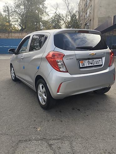 kia rey: Chevrolet Spark: 2018 г., 0.1 л, Вариатор, Бензин, Хэтчбэк — 3
