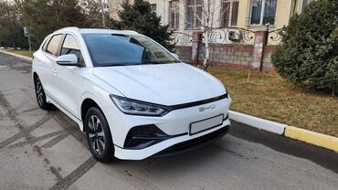 BYD: Электромобиль BYD E2 Год: 2023г. Цвет: белый жемчуг Пробег: 11000км