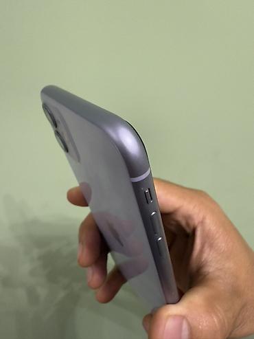 Apple iPhone: Б/у IPhone 11, фиолетовый, 128 ГБ. Акб 81% Комплектация по коробке на — 9
