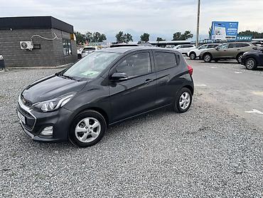 Транспорт: Chevrolet Spark: 2019 г., 1 л, Автомат, Бензин, Хэтчбэк — 3