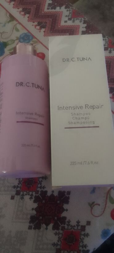 sprej za bubuljice na ledjima: Dr. C. Tuna Intensive Repair šampon za intenzivnu negu i obnavljanje