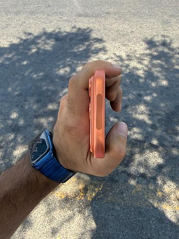 iphone 111: IPhone 17 Pro, 256 GB, Narıncı, Zəmanət, Simsiz şarj, Face ID — 8