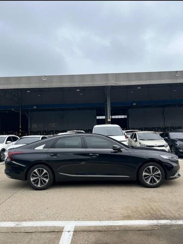 свежепригнанный: Kia K: 2021 г., 1.6 л, Автомат, Гибрид, Седан