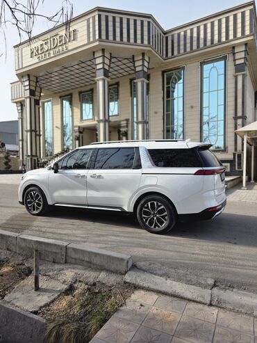 Kia: Kia Carnival: 2020 г., 2.2 л, Автомат, Дизель, Минивэн — 10