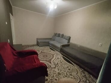 квартира в аренду в оше: 1 бөлмө, Кыймылсыз мүлк агенттиги, Чогуу жашоосу жок, Жарым -жартылай эмереги бар