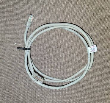 сетевой кабель купить: Патчкорд, кабель пятой категории, длина 1.2 метра - б/у