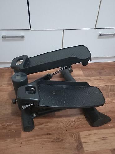 Ostale sprave za vežbanje: Mini stepper za kućni trening - Kompaktan stepper sa dve široke — 8