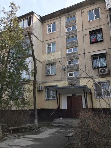 мичуринский квартал бишкек в Кыргызстан: 104 серия, 3 комнаты, 58 кв. м Неугловая квартира, Сквозная планировка