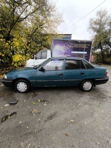 Daewoo: Daewoo Nexia: 2003 г., 1.5 л, Механика, Бензин, Седан