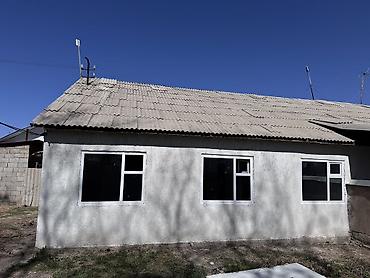 киевская 80: Продается уютная светлая 2к квартира барачного типа 59кв г Каракол — 1