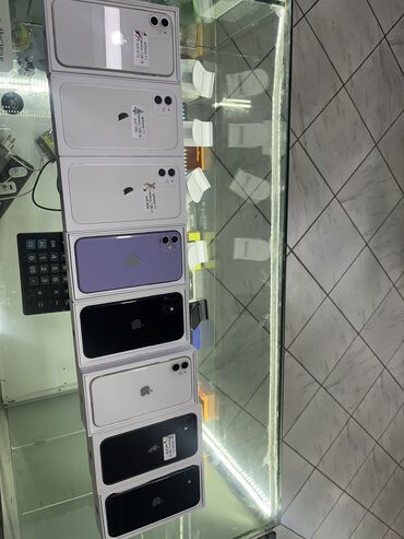 аксессуары на телефон: IPhone 11, Скидка 10%, Б/у, 128 ГБ, White Titanium, Зарядное устройство, Защитное стекло, Кабель, В рассрочку, 86 %