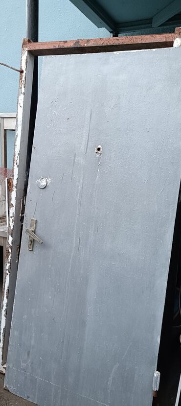 Giriş qapıları: Metal qapı və dəmir qutu-kaxon - Material: qalın metal təbəqədən — 2