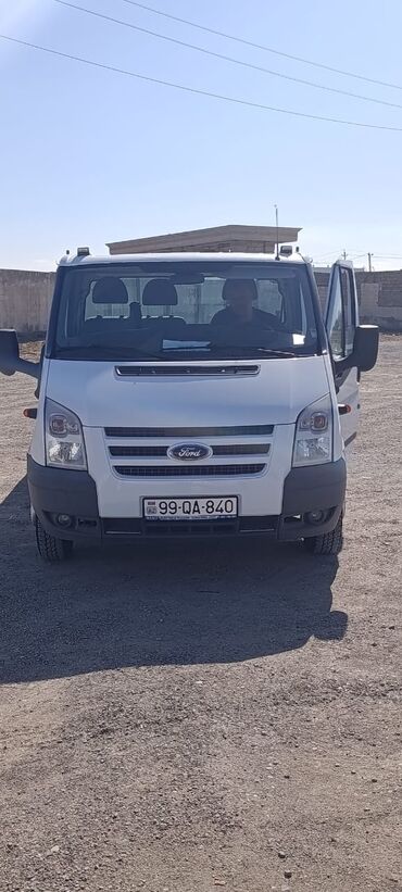 Yük maşınları: Ford Transit pikap/döngə bortlu yük maşını Xüsusiyyətlər: - — 11
