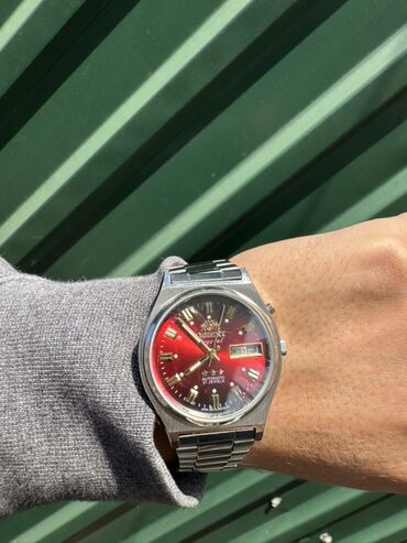 Qol saatları: Qol saatı, Orient, rəng - Qırmızı — 10