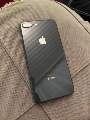 Apple iPhone: IPhone 8 Plus, 64 GB, Qara, Barmaq izi