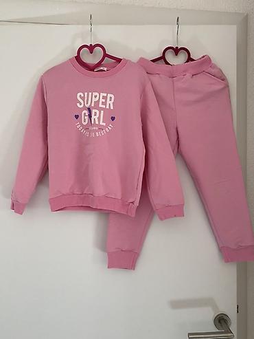 brojevi garderobe za decu: Dečiji komplet – duks i trenerka za devojčice - Boja: roze - Gornji — 1