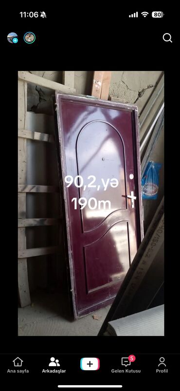 Furnitura və aksessuarlar: Salam 90 nın 2 yə yaxşı vəziyyətdədir Qiymət 190 azn aşağı yeri olacaq