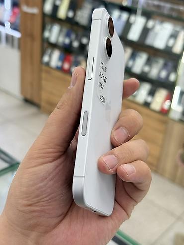 Apple iPhone: IPhone 16, Б/у, 256 ГБ, Белый, Защитное стекло, Чехол, 100 % — 4