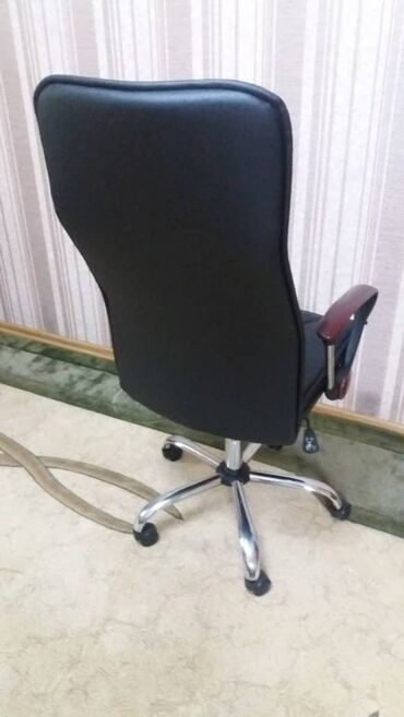 Кресла: Офисное