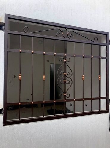 Barmaqlıqlar: Dəmir döymə pəncərə barmaqlıqları – dekorativ və təhlükəsiz həll - — 25