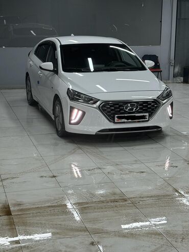 elantra 2020: Продаю хундай гибрид 1.6 мотор АКПП 6 ступка очень экономичная машина