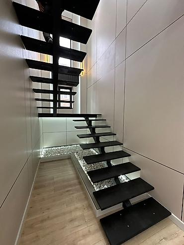 Продажа коттеджей и домов: 6 комнат и более, 270 м², 4 соток, Бишкек, Агентство недвижимости — 14