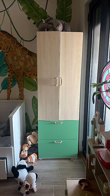 komoda plasticna: Ikea dečiji orman - Dvokrilni orman sa gornjim delom u svetlom — 1