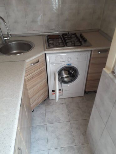 Uzunmüddətli kirayə mənzillər: Yeni Guneslidə Samir ceferov kucesində 9 mertebeli binanın 3-ci — 11