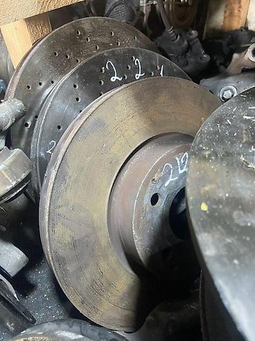 Digər əyləc sisteminin detalları: "Mercedes" əyləc diski Şəhər: Bakı Elanın növü: Ehtiyat hissələri — 9